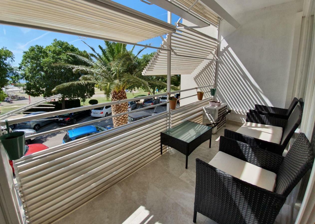 Apartment Dina Omis Ngoại thất bức ảnh